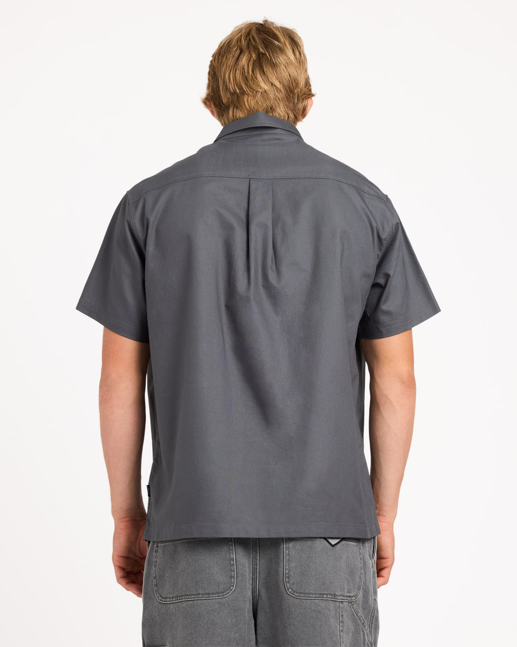 uqywt03114_quiksilver_kzm0_bck1