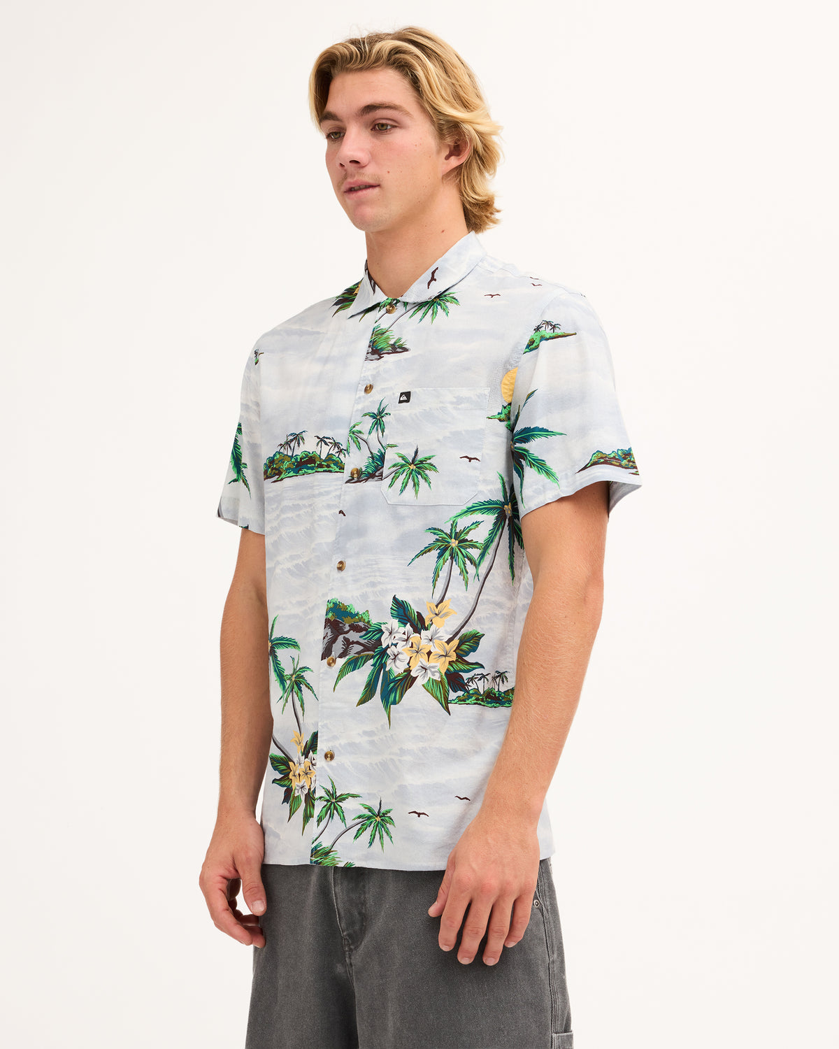 uqywt03128_quiksilver_bfb6_sd1