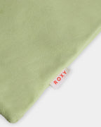 urjbp03137_roxy_lim_dtl3