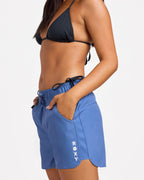 urjbs03025_roxy_bng0_sd4