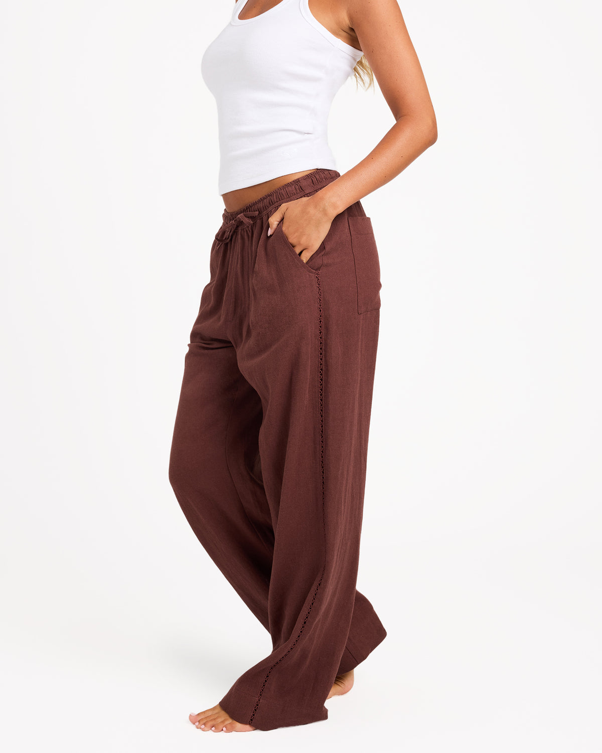 urjnp03079_roxy_rrz0_sd4