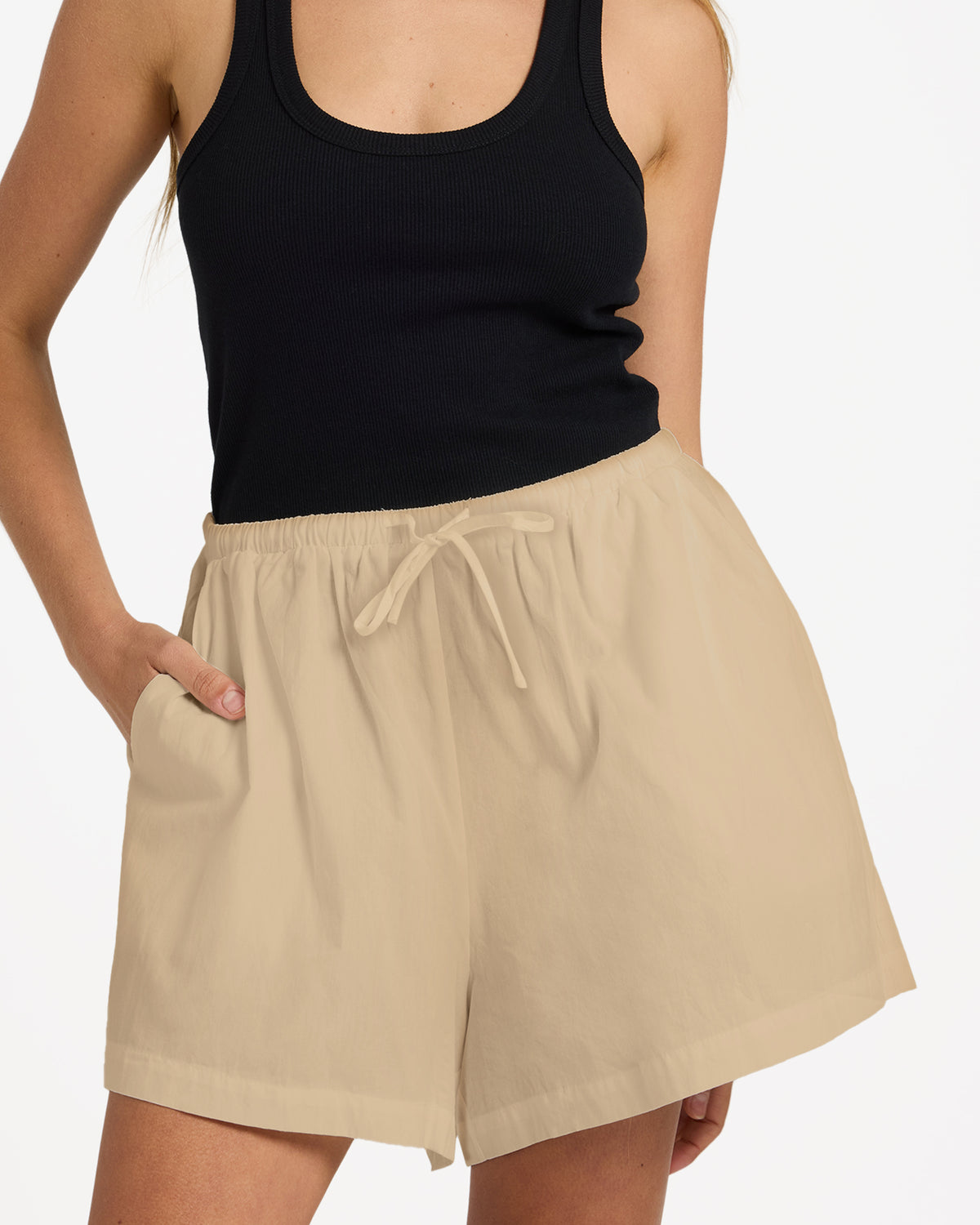 urjns03110_roxy_tgj0_frt4