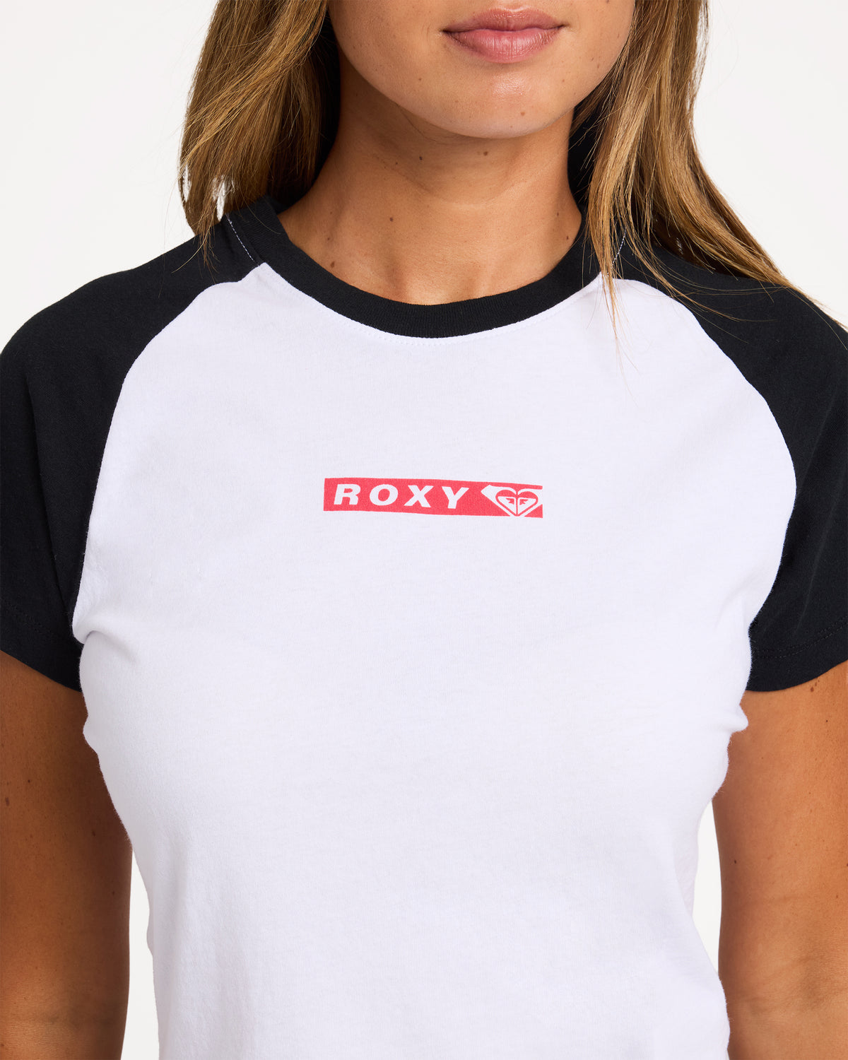 urjzt03986_roxy_blk_dtl1