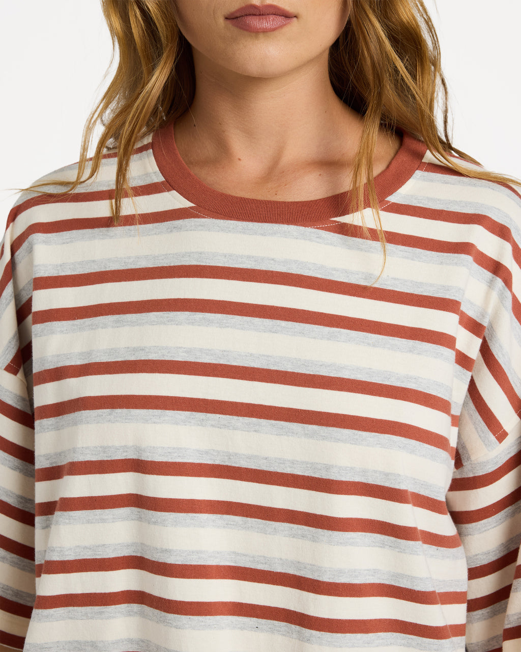 urjzt03989_roxy_cnn0_dtl1