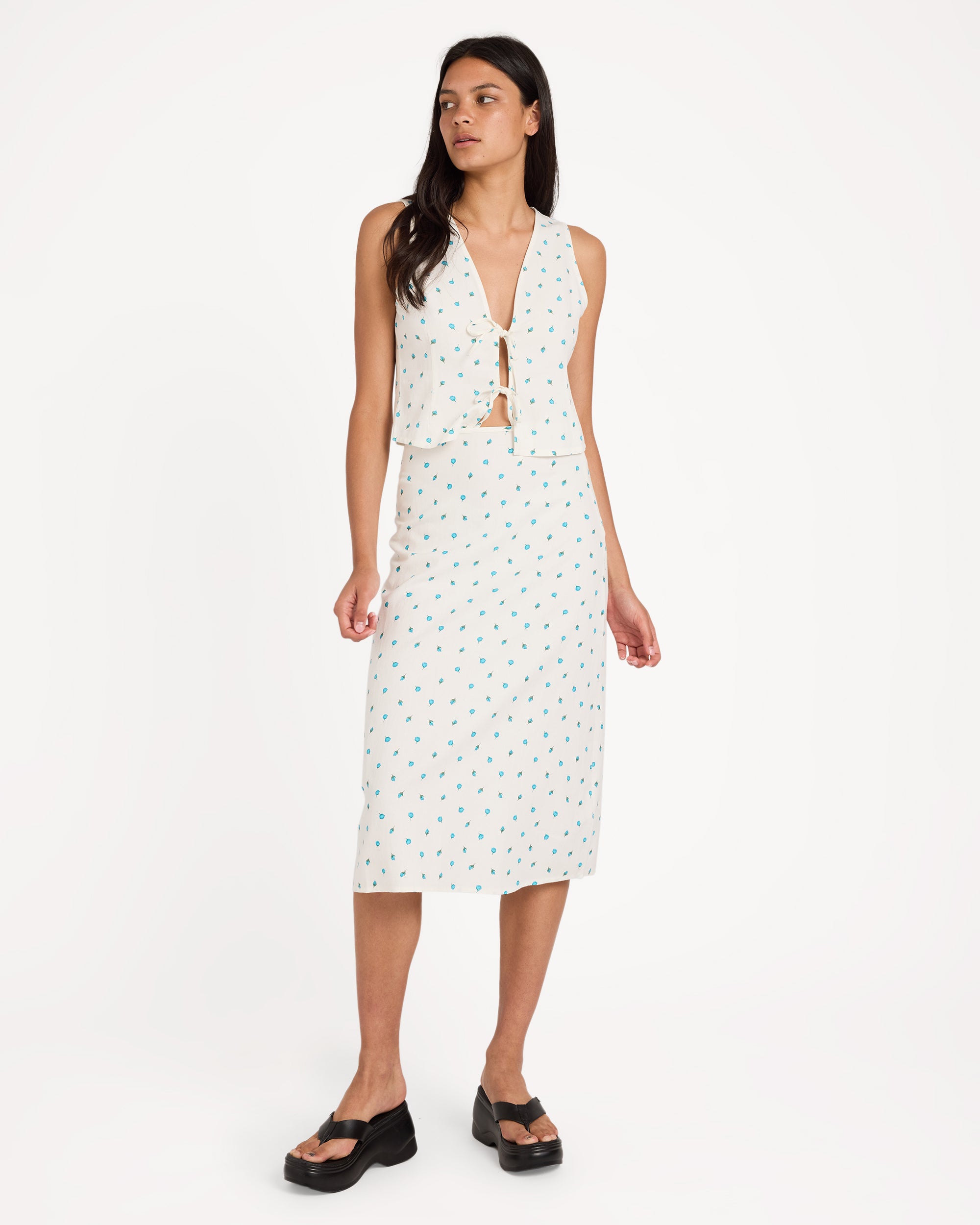 Womens Rose Bud Annika Midi Skirt Womens Rose Bud Annika Midi Skirt