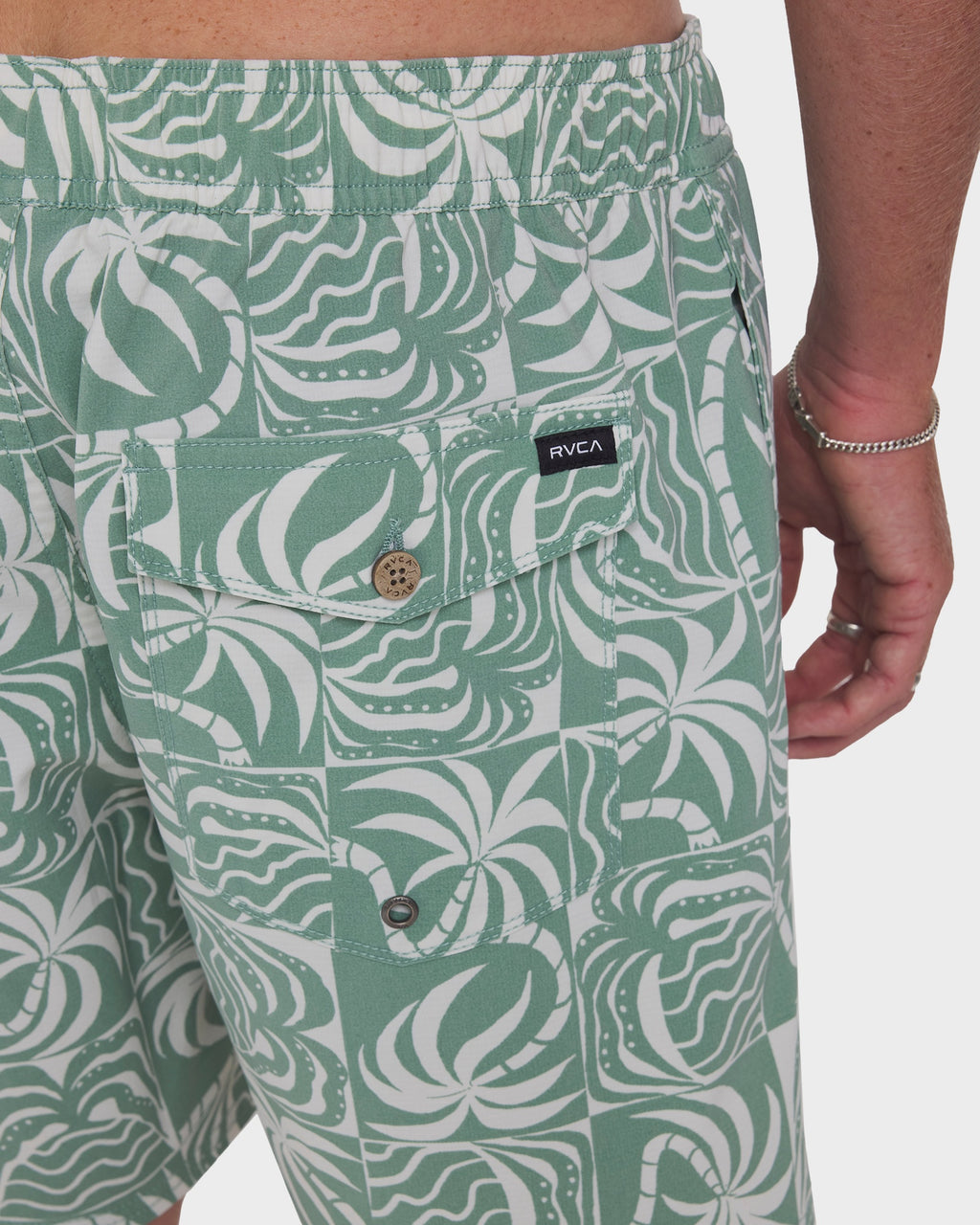 Mens Exotica Print Elastic 17" Boardshorts
