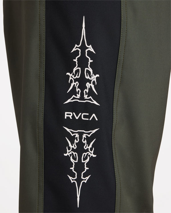 uvybs00163_rvca_fat_dtl1