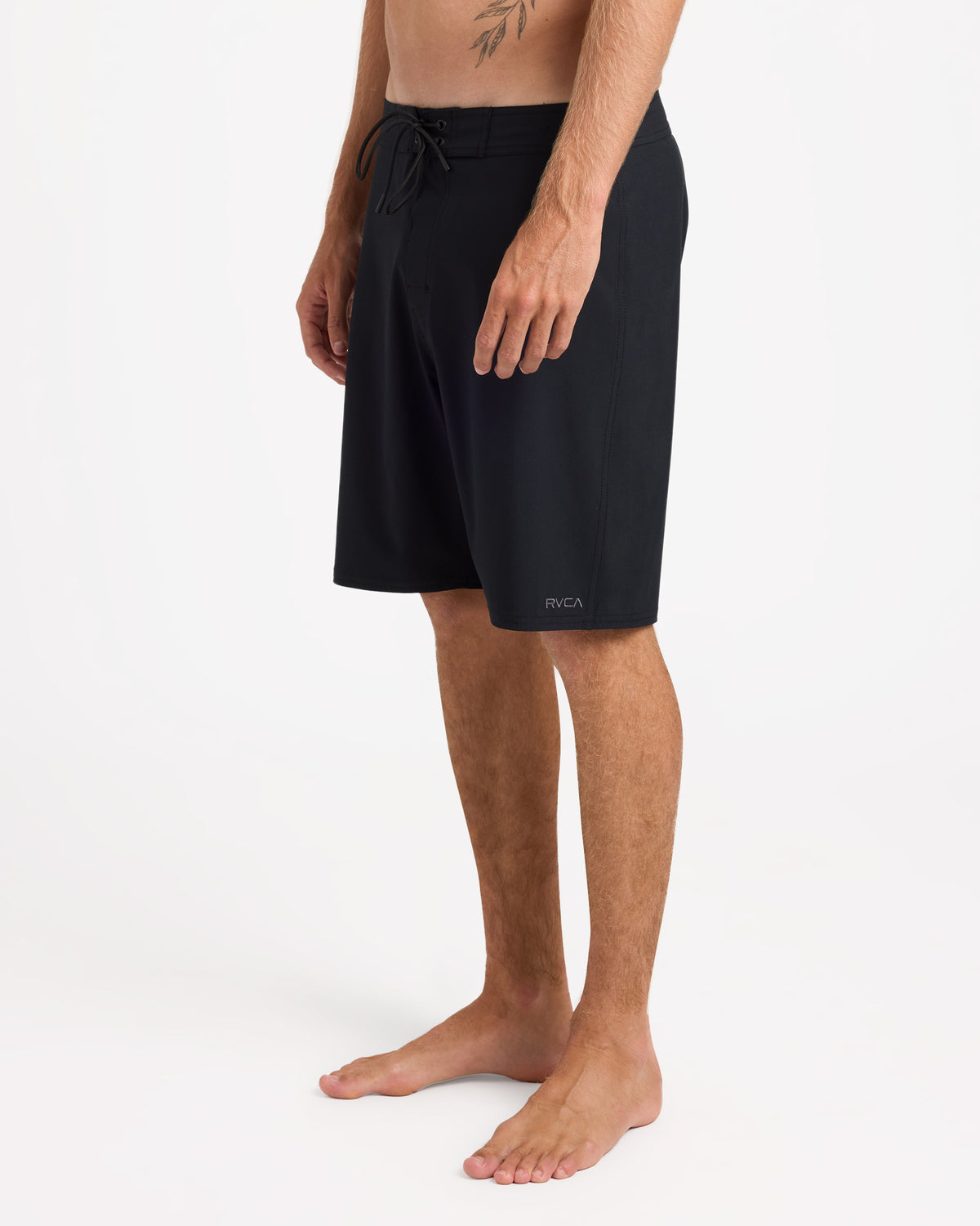 uvybs00170_rvca_blk_sd1