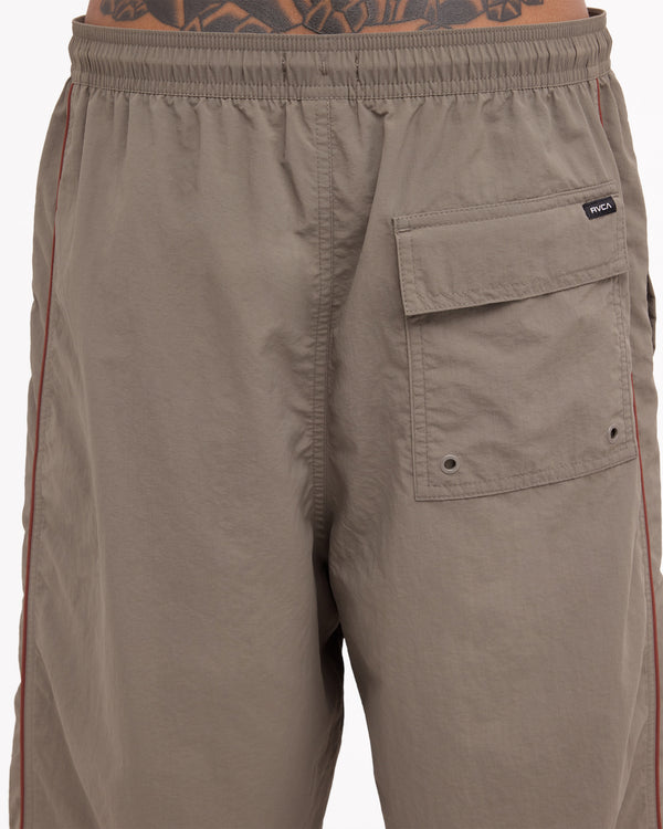 Mens Momentum 24" Boardshorts
