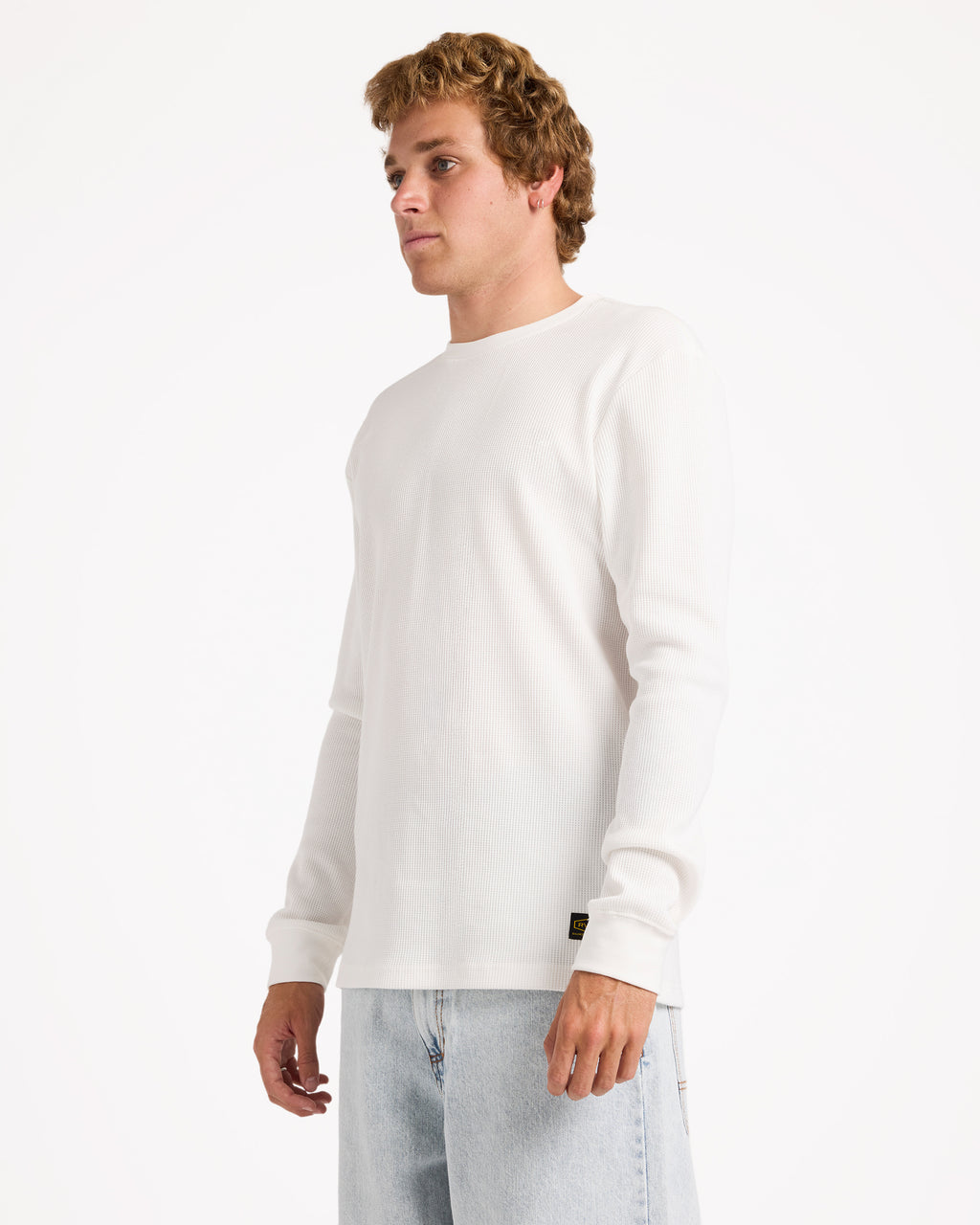 uvykt00221_rvca_anw_sd1