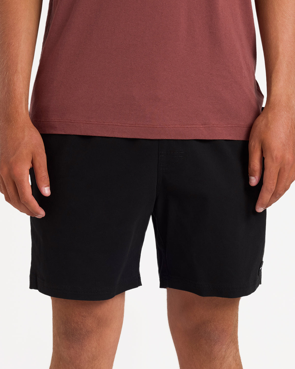 uvyws00150_rvca_blk_frt6