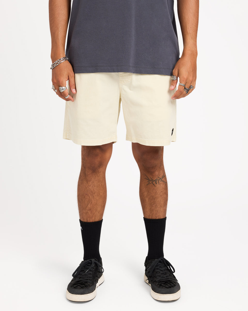 uvyws00151_rvca_nat_frt1