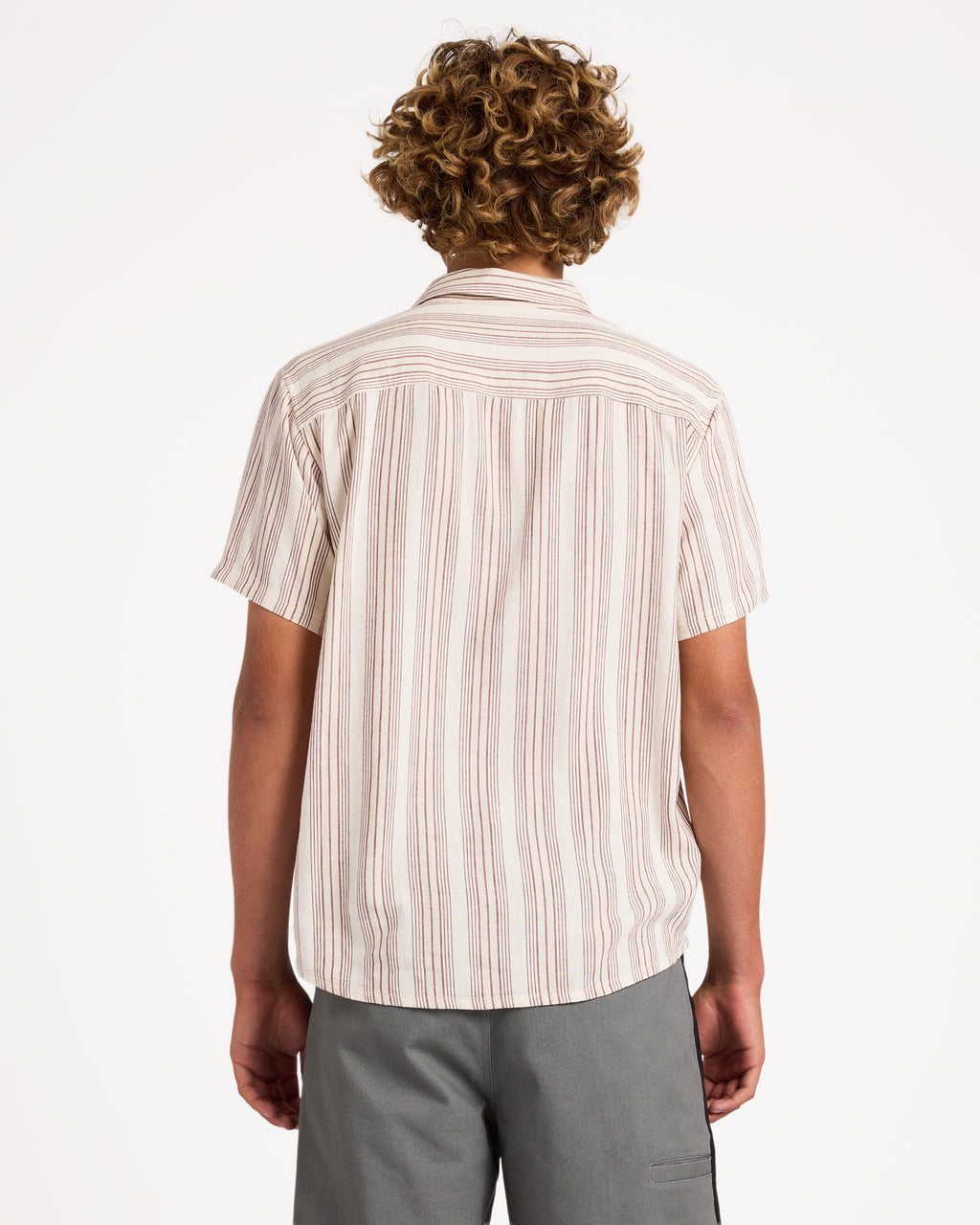 uvywt00218_rvca_nat_bck1
