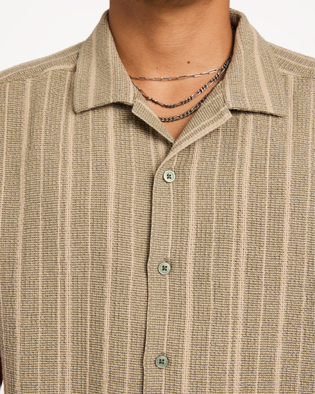 uvywt00224_rvca_arm_dtl1