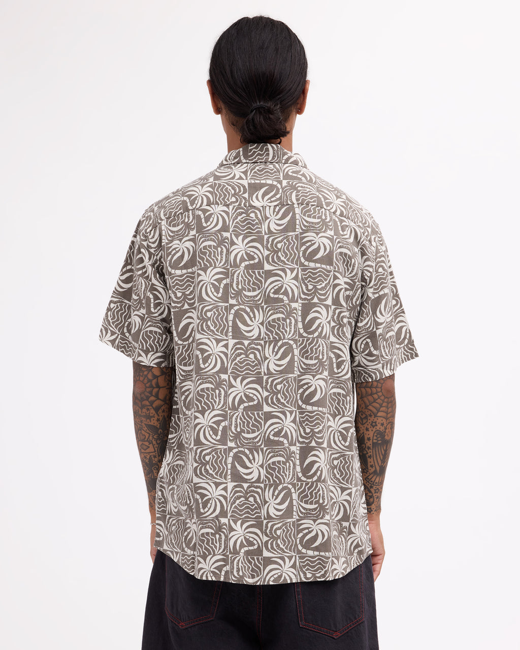 Mens Exotica Short Sleeve Shirt