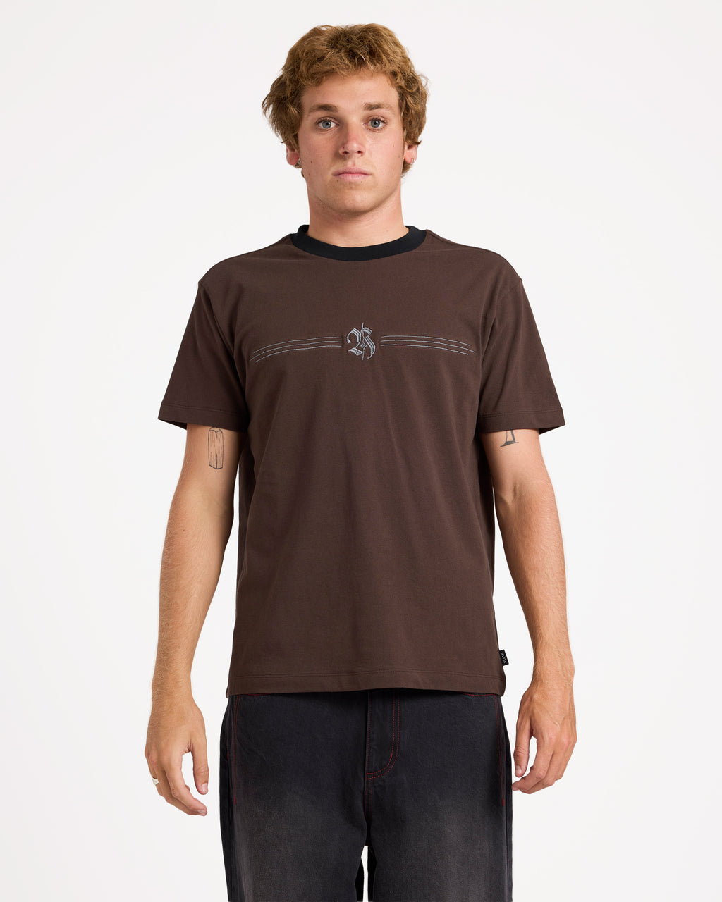 uvyzt00988_rvca_cho_frt1