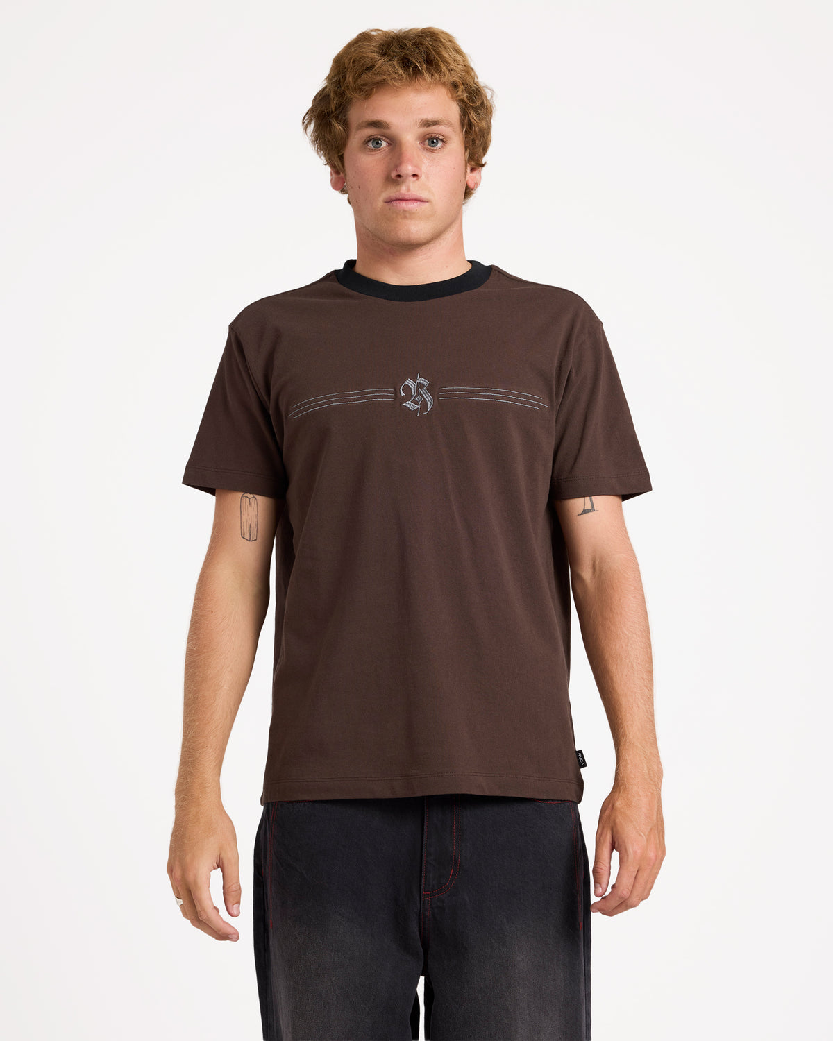 uvyzt00988_rvca_cho_frt1