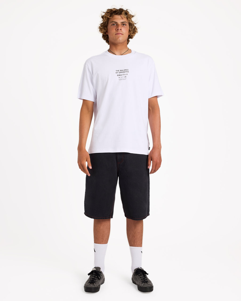 uvyzt00997_rvca_wht_frt9