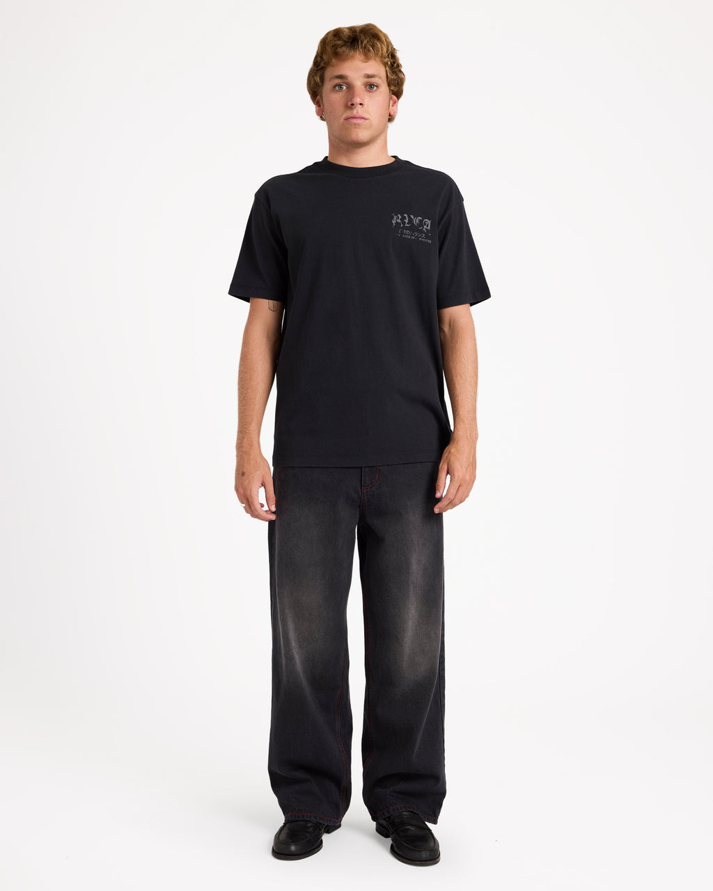uvyzt00998_rvca_blk_frt9