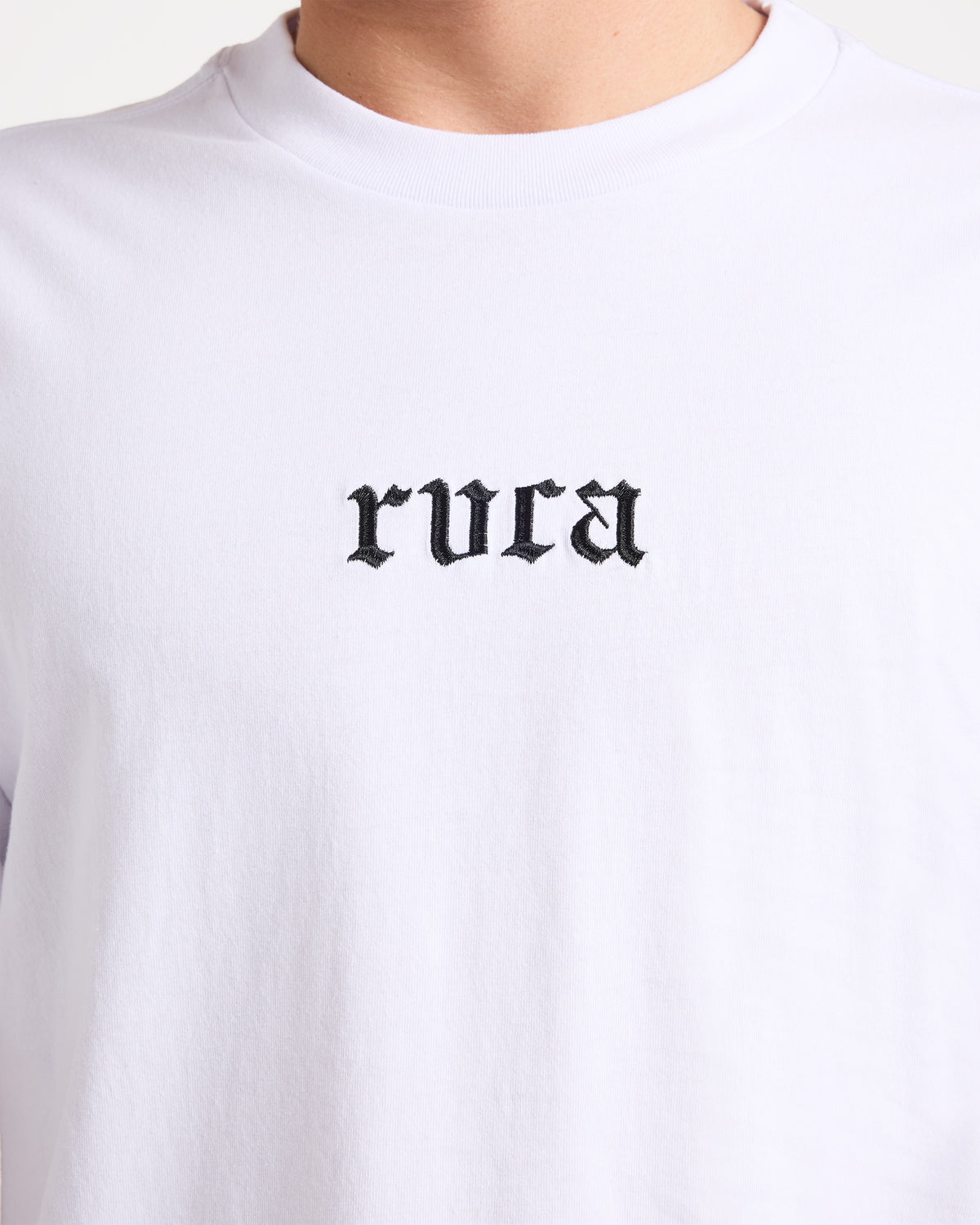uvyzt01029_rvca_whti_dtl1