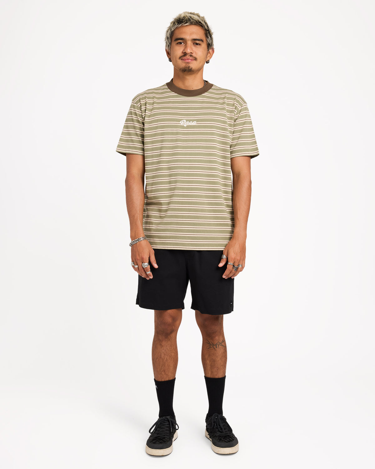 uvyzt01034_rvca_arm_frt9