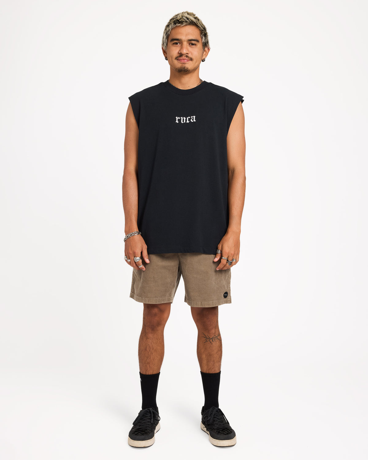 uvyzt01036_rvca_rvb_frt9