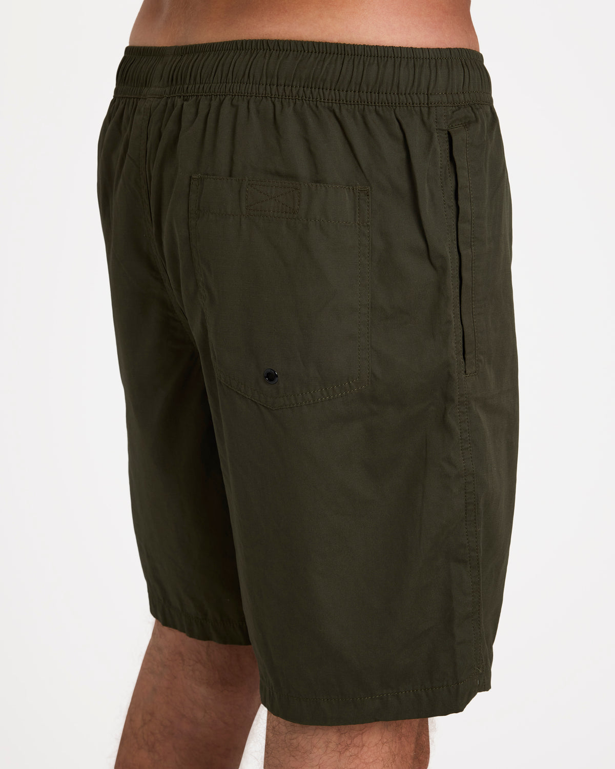 uzybs03000_vonzipper_olv_dtl1