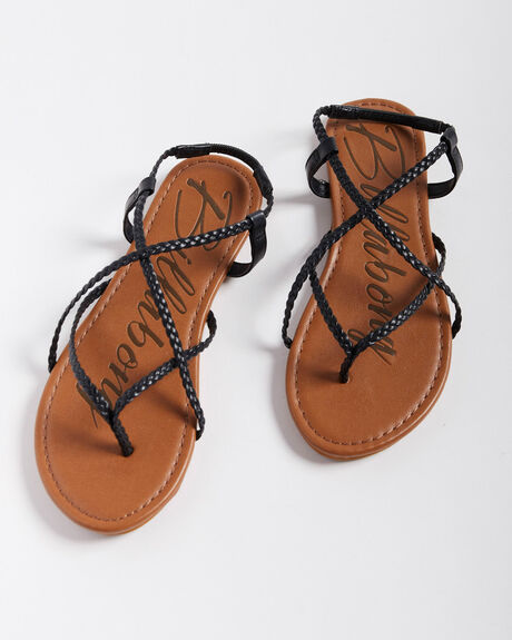 CROSSING OVER 3 SANDALS
