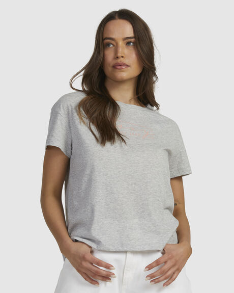 T Shirts For Women - Shop Online | Surf Dive'n Ski