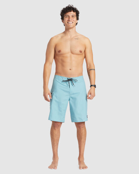 MENS EVERYDAY SOLID 20" BOARD SHORTS