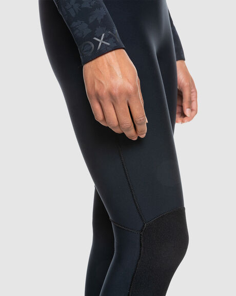 WOMENS 4/3MM SWELL SERIES BACK ZIP WETSUIT