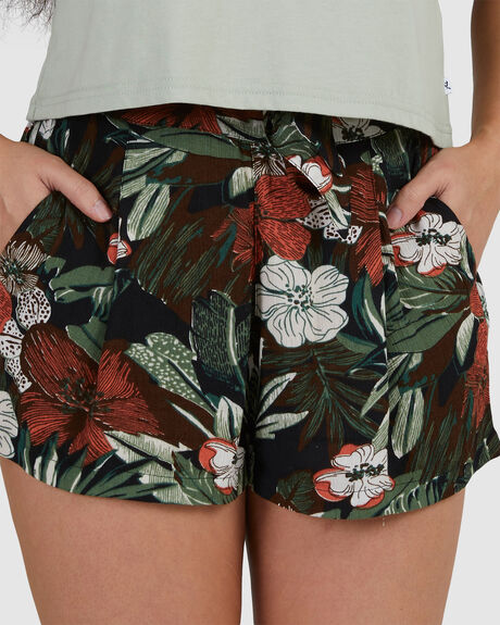COCO HO BELTED SHORT