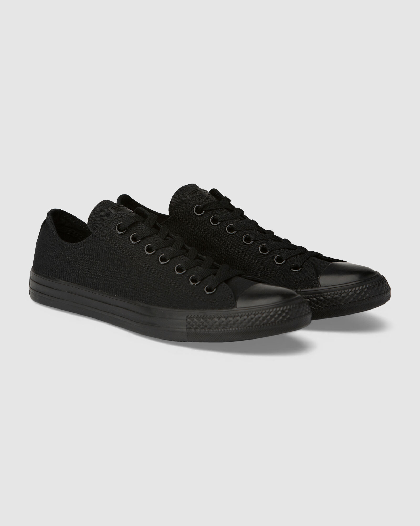 chuck 7 classic low top